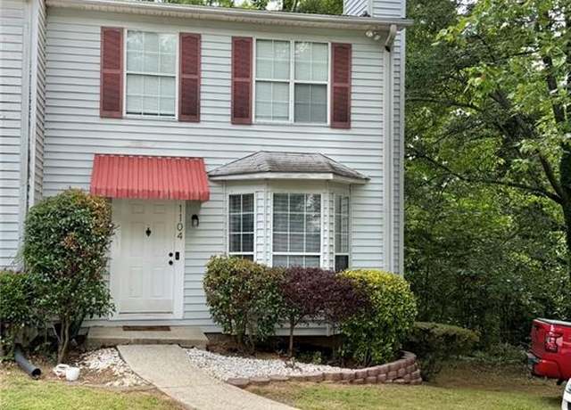 Property at 1104 Huntington Trce SE, Smyrna, GA 30082, 2 beds, 2.5 baths
