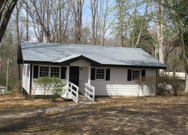 Property at 3395 Highway 19 N Business, Dahlonega, GA 30533, 3 beds, 1 bath