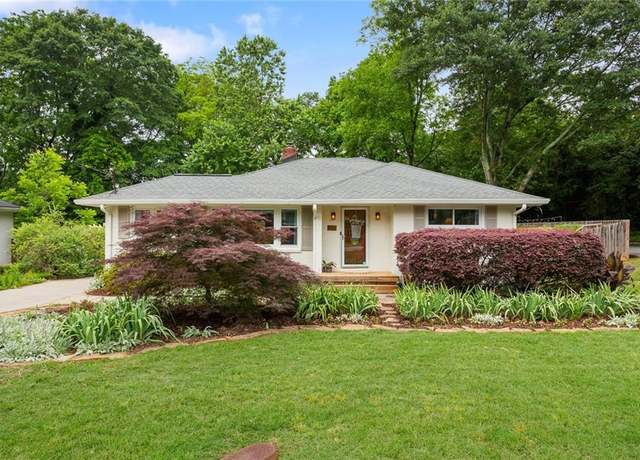 Property at 3349 Concord Cir SE, Smyrna, GA 30080, 3 beds, 2 baths