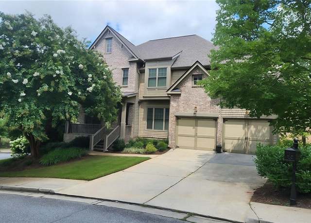 Property at 2868 Green Cove Way SE, Smyrna, GA 30080, 5 beds, 3.5 baths