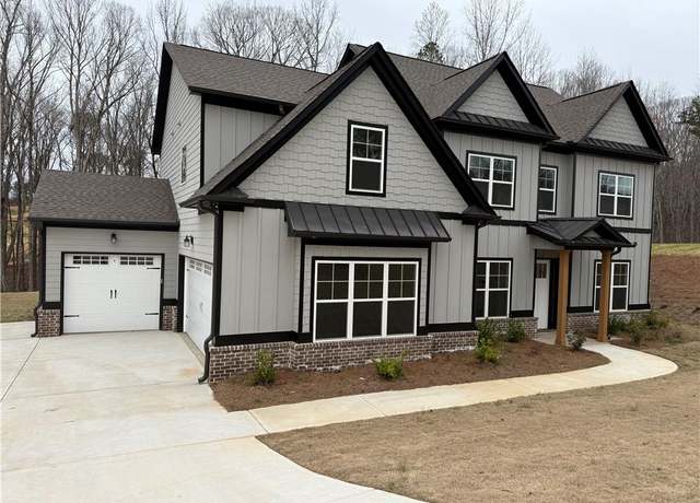 Property at 3229 Traditions Way, Jefferson, GA 30549, 5 beds, 4 baths