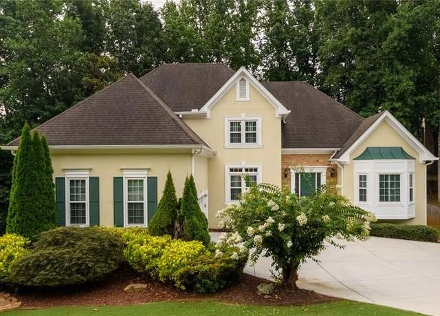 Property at 1202 Lake Washington Dr, Lawrenceville, GA 30043, 4 beds, 4.5 baths
