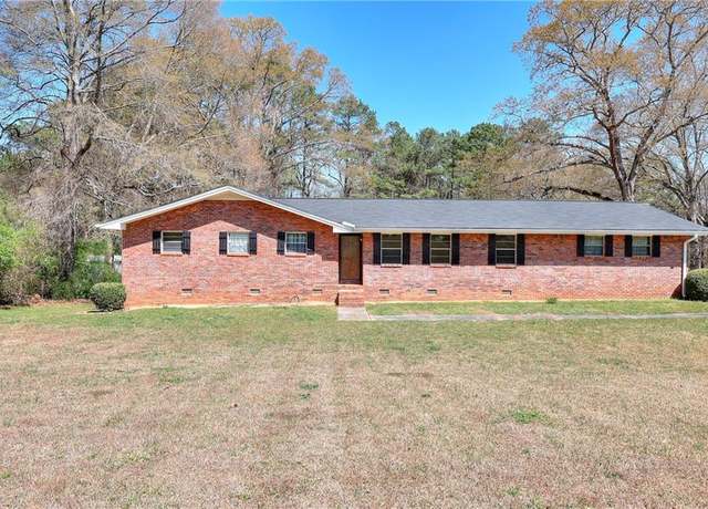 Property at 1420 Stephenson Rd, Lithonia, GA 30058, 3 beds, 2 baths