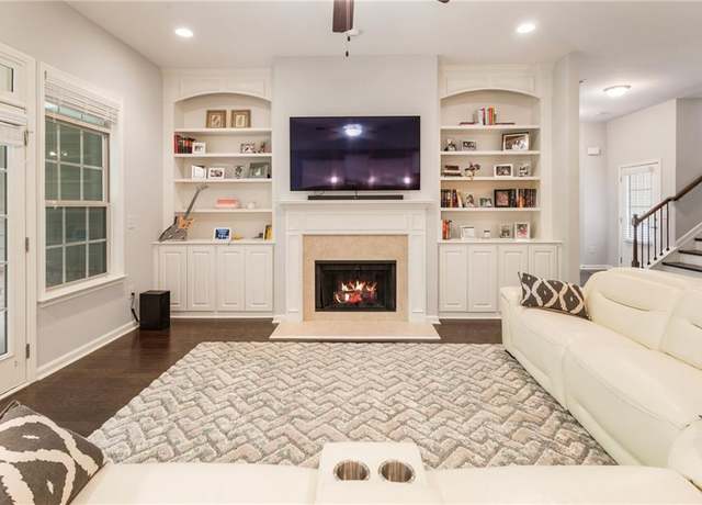 Property at 1896 Grove Field Ln #29, Marietta, GA 30064, 4 beds, 3.5 baths