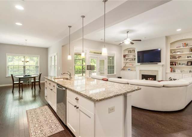 Property at 1896 Grove Field Ln #29, Marietta, GA 30064, 4 beds, 3.5 baths