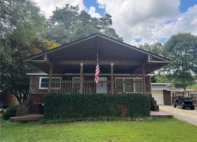 Property at 4269 Westside Dr, Acworth, GA 30101, 4 beds, 2 baths