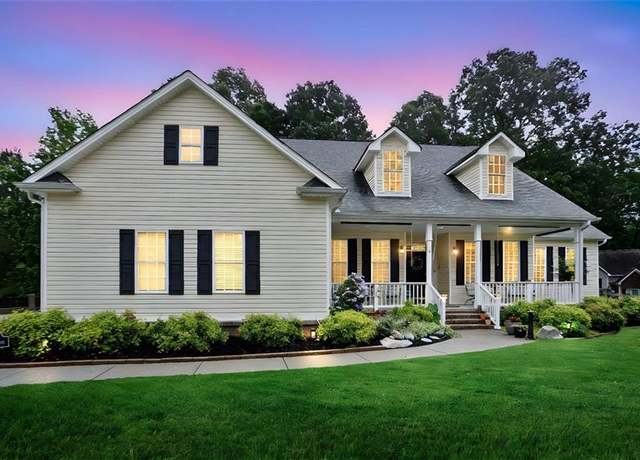 Property at 5 Woodland Bridge Dr, Adairsville, GA 30103, 3 beds, 5 baths