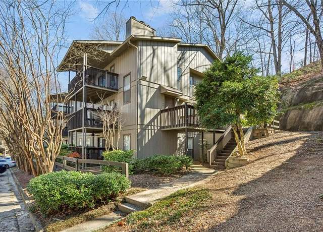 Property at 2701 Cumberland Ct SE, Smyrna, GA 30080, 1 bed, 1 bath