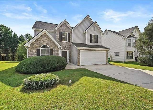 Property at 2133 Creekview Trl, Decatur, GA 30035, 4 beds, 3.5 baths