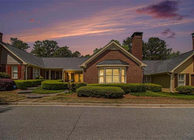 Property at 1484 Winston Pl, Decatur, GA 30033, 3 beds, 2 baths