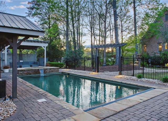 Property at 37 Ridgetop Ct, Dawsonville, GA 30534, 5 beds, 4.5 baths
