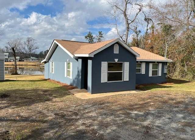 Property at 170 S River Dr, Jackson, GA 30233, 3 beds, 1 bath