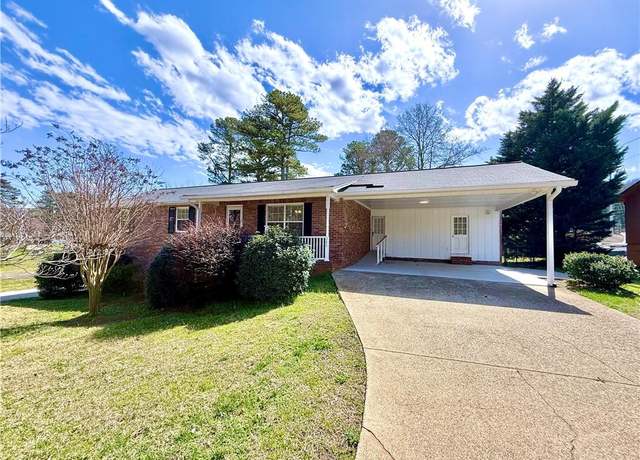 Property at 248 Arnold Ave, Marietta, GA 30066, 5 beds, 3.5 baths