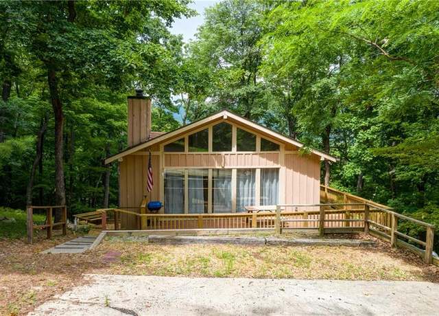 Property at 190 S View Trl, Jasper, GA 30143, 4 beds, 3 baths