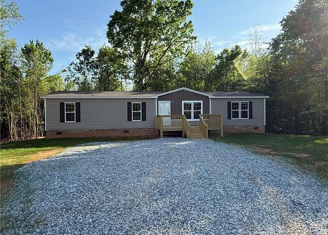 Property at 332 Dewaters Rd, Commerce, GA 30529, 4 beds, 2 baths