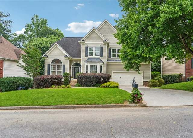 Property at 310 Arbor Creek Trl, Roswell, GA 30076, 6 beds, 3.5 baths