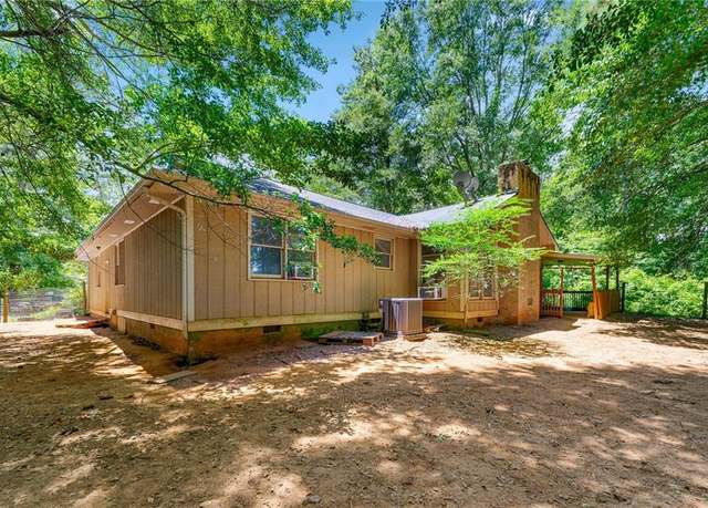 Property at 273 Fireside Trl, Douglasville, GA 30134, 3 beds, 2 baths