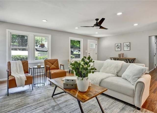 Property at 163 Glenrose Cir SW, Atlanta, GA 30354, 3 beds, 1 bath