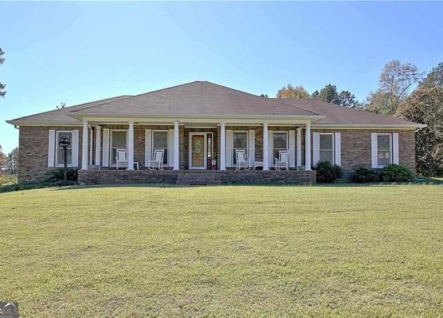 Property at 19 Quimby Jackson Rd, Newnan, GA 30263, 4 beds, 3 baths
