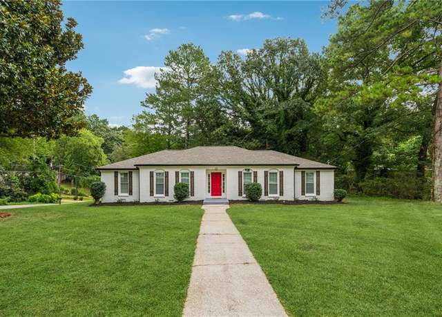 Property at 676 Bralorne Dr, Stone Mountain, GA 30087, 4 beds, 2 baths