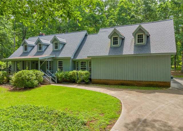 Property at 740 Skyline Dr, Covington, GA 30014, 5 beds, 3.5 baths