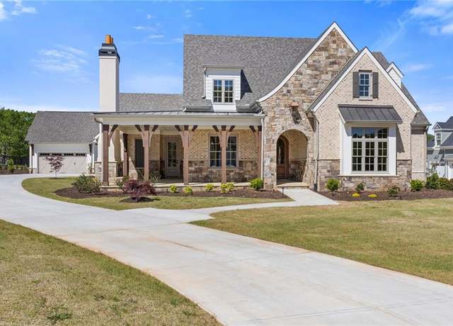 Property at 5325 Retreat Dr, Flowery Branch, GA 30542, 4 beds, 4.5 baths