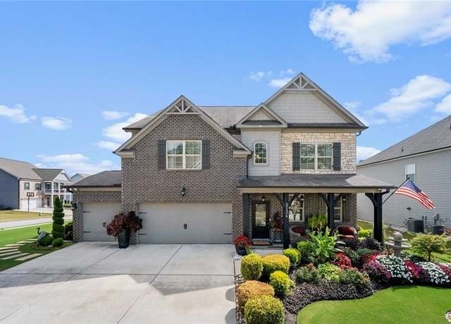 Property at 2134 Woodmarsh Cir, Auburn, GA 30011, 4 beds, 2.5 baths