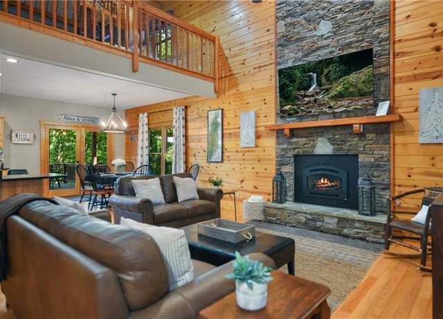 Property at 411 Gunite Cir, Ellijay, GA 30540, 3 beds, 3.5 baths