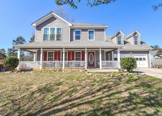 Property at 737 Wilkes Dr, Loganville, GA 30052, 8 beds, 5 baths