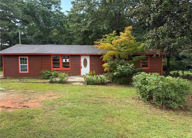 Property at 144 Flat Rock Rd, Oxford, GA 30054, 3 beds, 1 bath