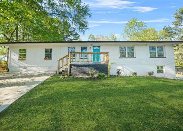 Property at 2529 Ryne St, Atlanta, GA 30318, 4 beds, 2.5 baths
