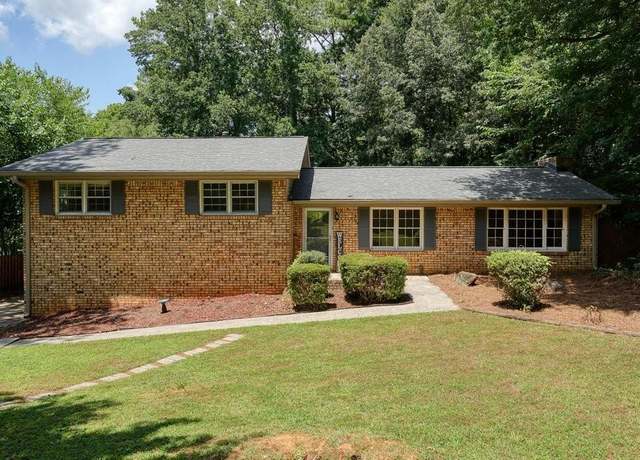 Property at 336 Stockwood Dr, Woodstock, GA 30188, 3 beds, 2 baths