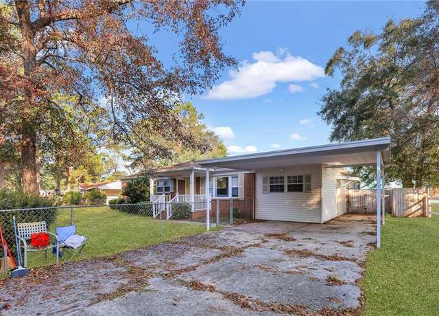 Property at 108 Stafford St, Hinesville, GA 31313, 3 beds, 3 baths
