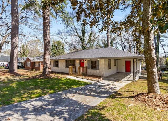 Property at 2462 Macon Dr SW, Atlanta, GA 30315, 3 beds, 2 baths