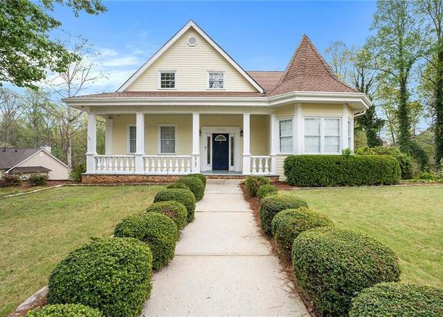 Property at 5732 Falls View Dr, Buford, GA 30518, 4 beds, 3 baths