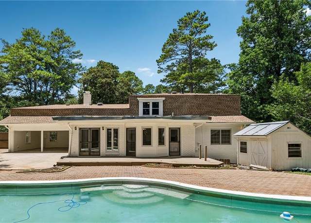 Property at 2373 Woodcreek Ct, Tucker, GA 30084, 4 beds, 3 baths