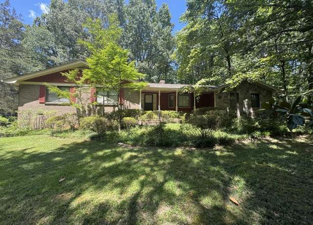 Property at 225 Forest Lake Rd, Lawrenceville, GA 30046, 3 beds, 2.5 baths
