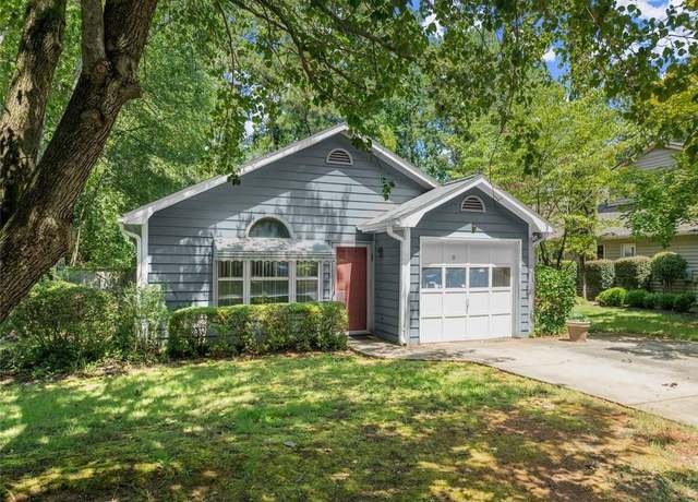 Property at 185 Greenwood Ln, Athens, GA 30605, 2 beds, 2 baths