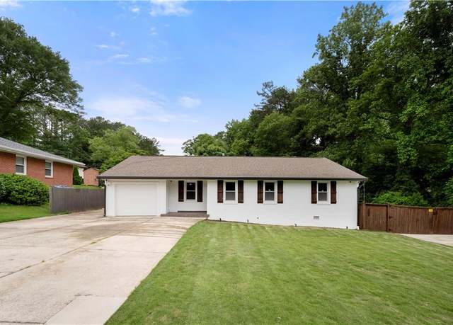 Property at 2021 Sherwood Dr SE, Marietta, GA 30067, 3 beds, 3 baths