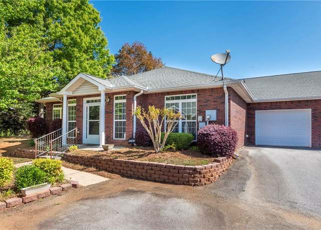 Property at 4287 Skyline Vw, Oakwood, GA 30566, 2 beds, 2 baths