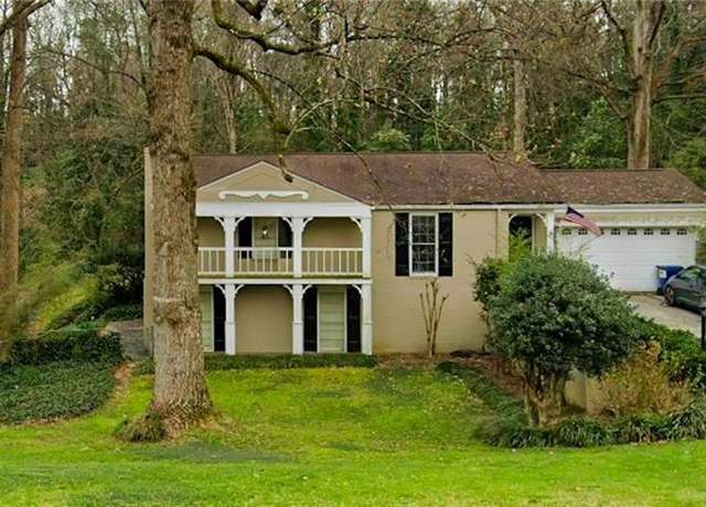 Property at 5270 Green Hill Pl, Atlanta, GA 30342, 4 beds, 3 baths
