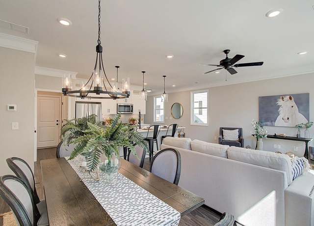 Property at 4565 Moray Dr, Mableton, GA 30126, 3 beds, 2.5 baths