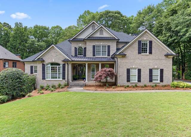 Property at 2332 Autumn Maple Dr, Braselton, GA 30517, 6 beds, 5.5 baths
