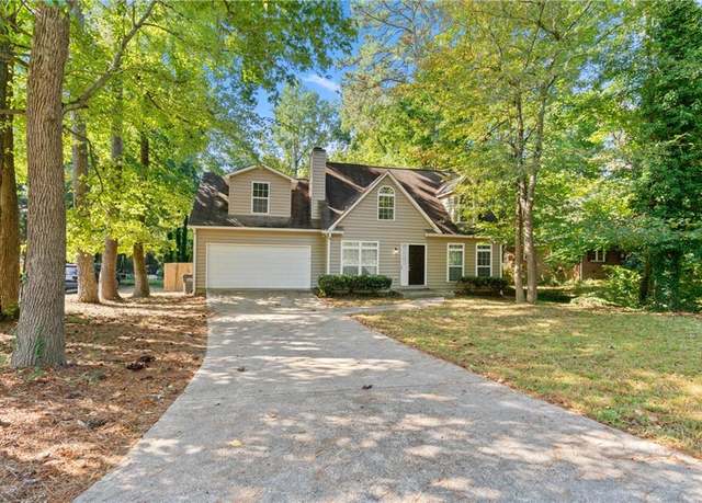 Property at 1333 Laura Ln, Austell, GA 30168, 3 beds, 2.5 baths