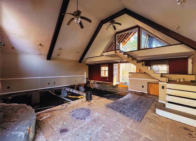 Property at 1930 Locust Grove Rd, Griffin, GA 30223, 4 beds, 3 baths