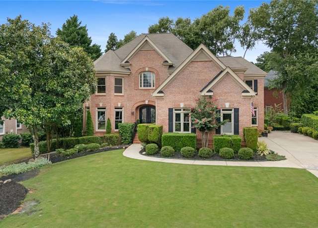 Property at 5470 Buck Hollow Dr, Alpharetta, GA 30005, 5 beds, 5 baths