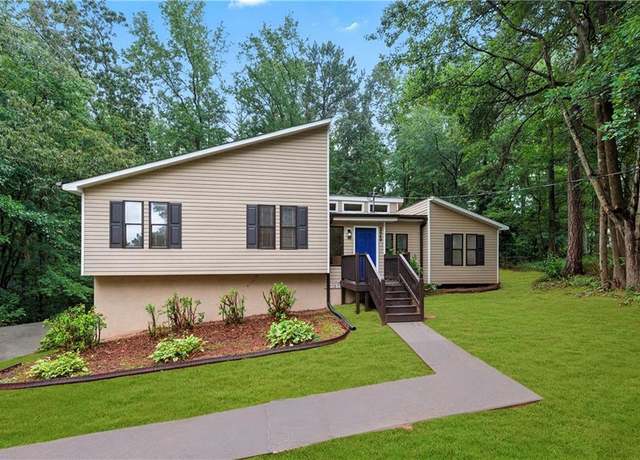 Property at 6649 Valley Hill Dr SW, Mableton, GA 30126, 4 beds, 3 baths