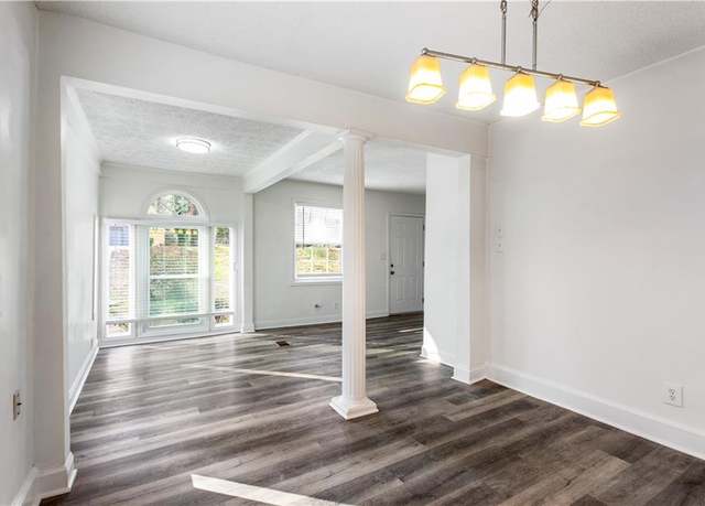 Property at 1380 Westmont Rd SW, Atlanta, GA 30311, 3 beds, 2 baths