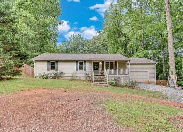 Property at 5411 Stephens Rd, Oakwood, GA 30566, 3 beds, 2 baths