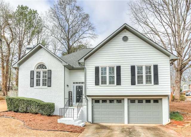 Property at 1361 Chatley Way, Woodstock, GA 30188, 3 beds, 2 baths